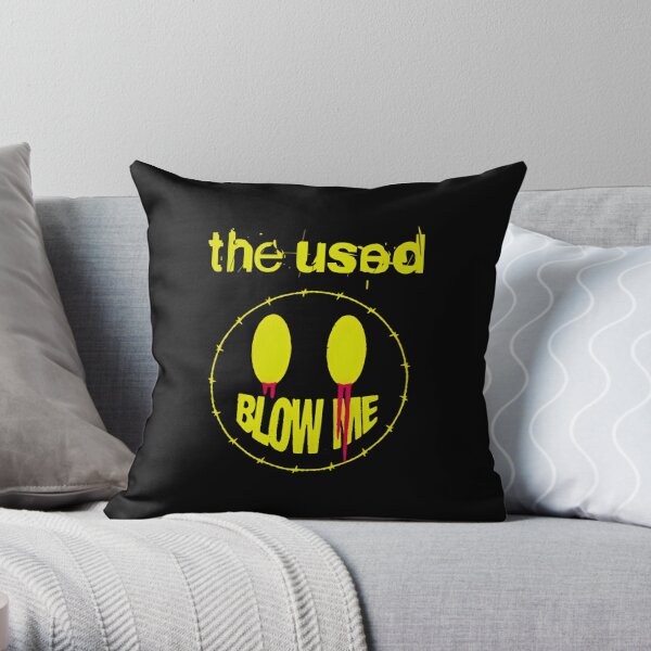 smile yellow Throw Pillow RB0301 product Offical theused Merch